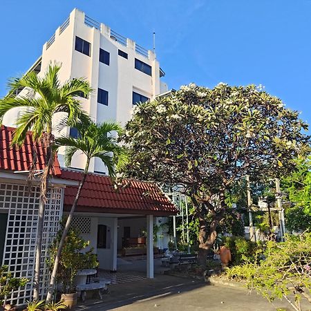 Puangpen Villa Hotel Hua Hin Bagian luar foto