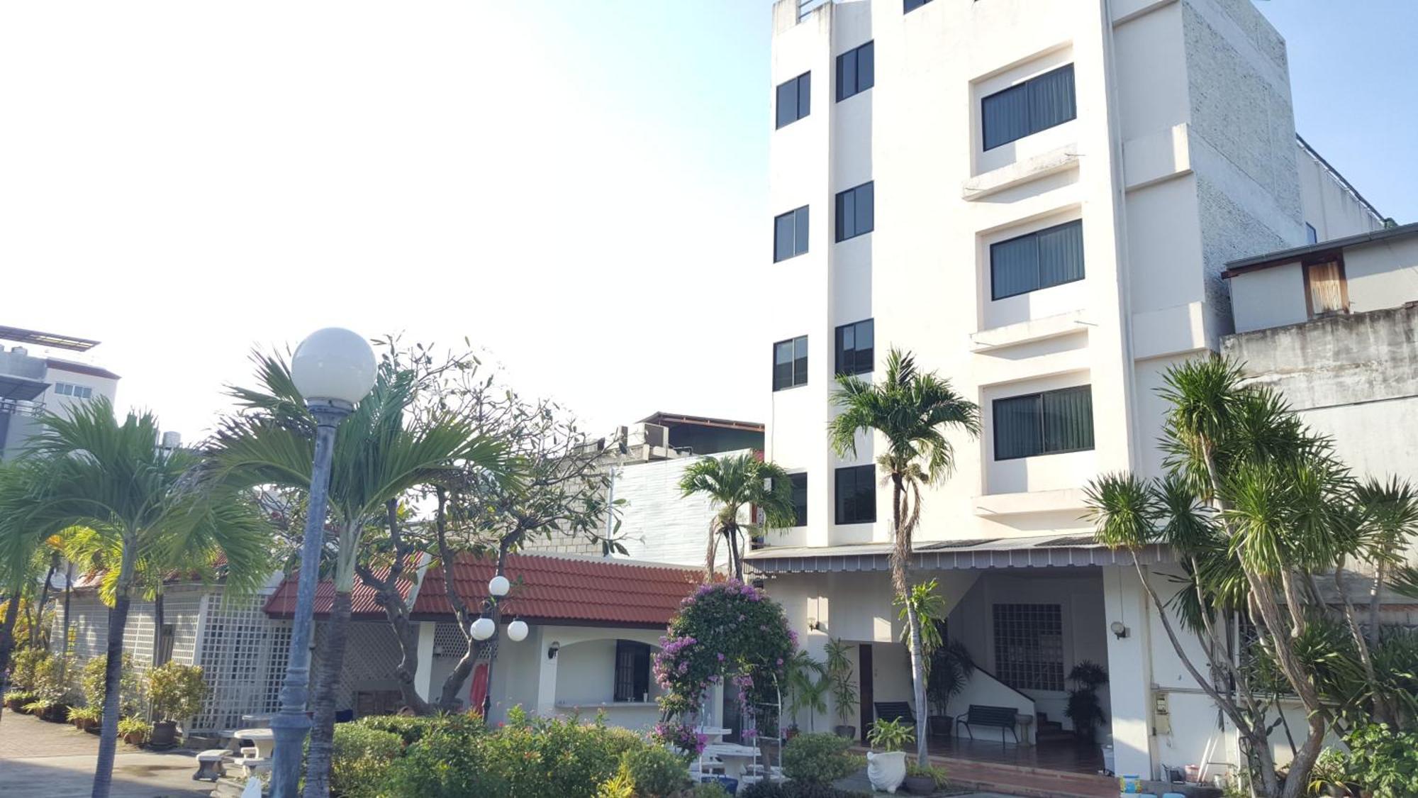 Puangpen Villa Hotel Hua Hin Bagian luar foto
