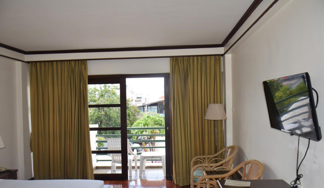 Puangpen Villa Hotel Hua Hin Bagian luar foto