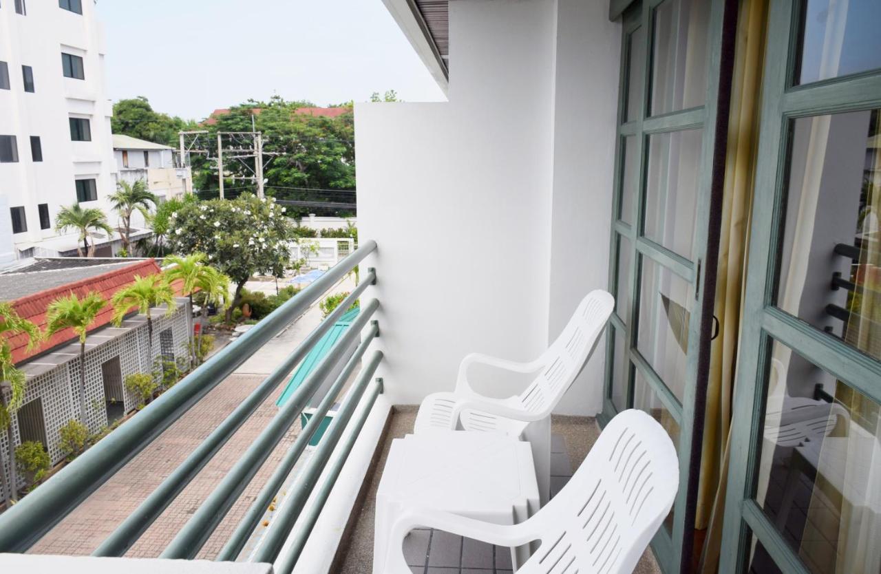 Puangpen Villa Hotel Hua Hin Bagian luar foto